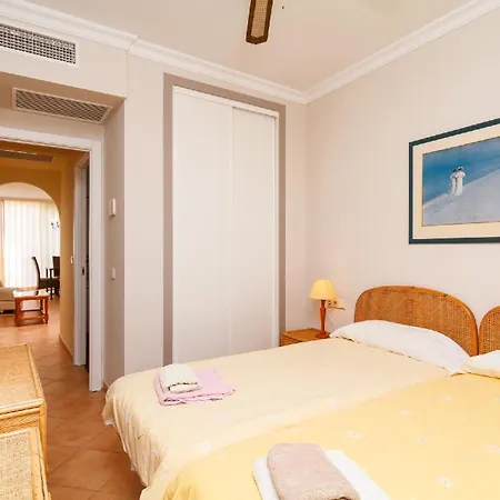 Fuer 4 Personen Ca 80 Qm In Nerja, Andalusien Costa Del Sol Daire *