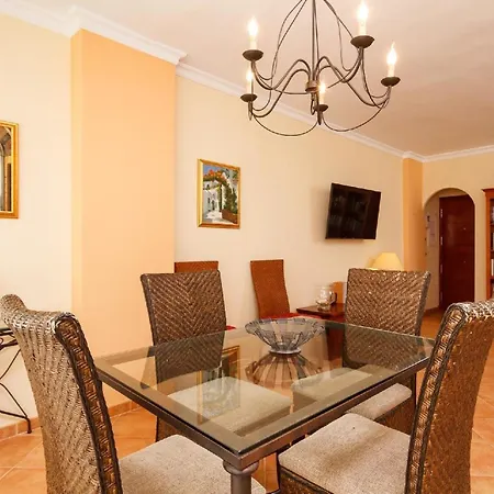 Fuer 4 Personen Ca 80 Qm In Nerja, Andalusien Costa Del Sol * نيرخا